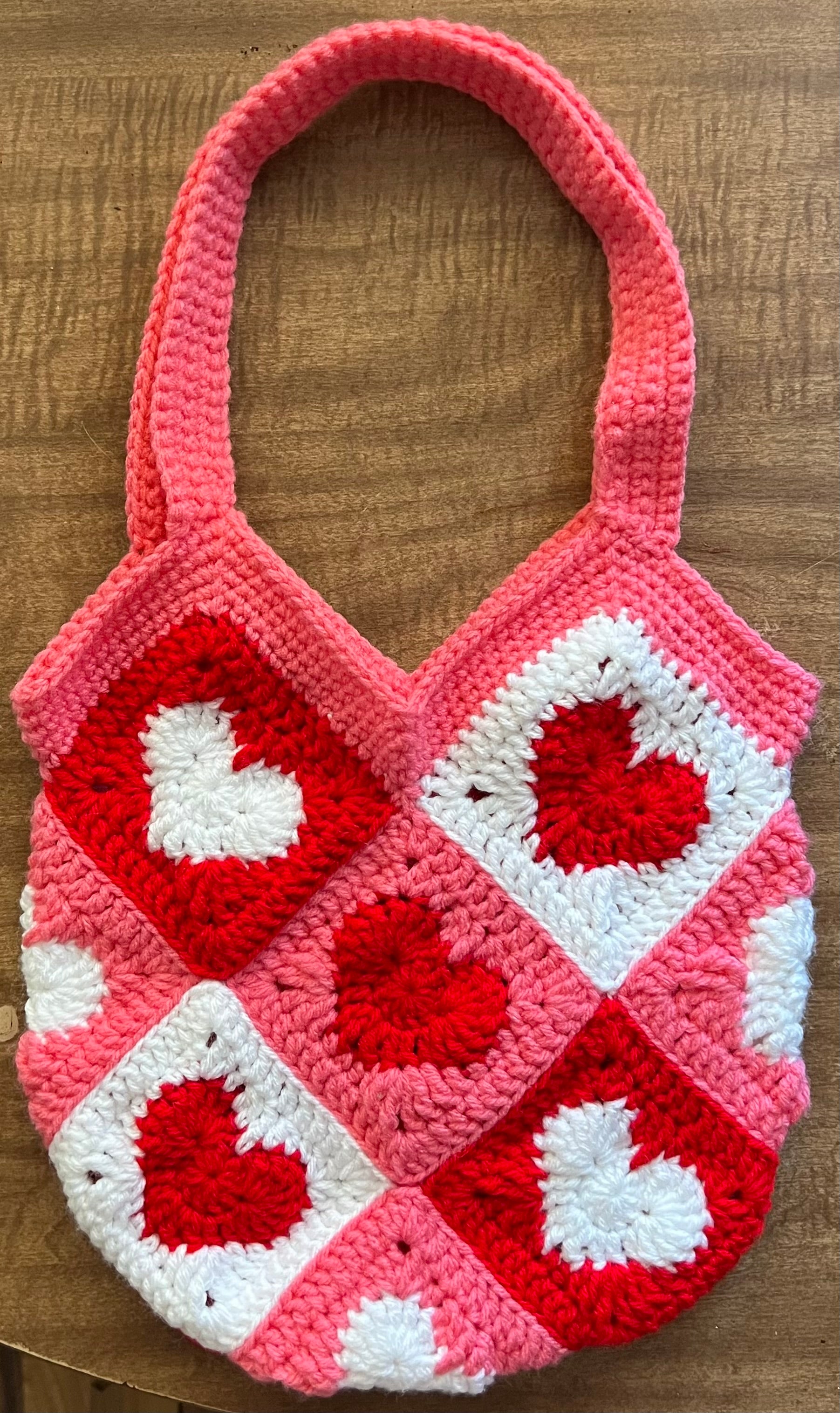 Heart granny square bag