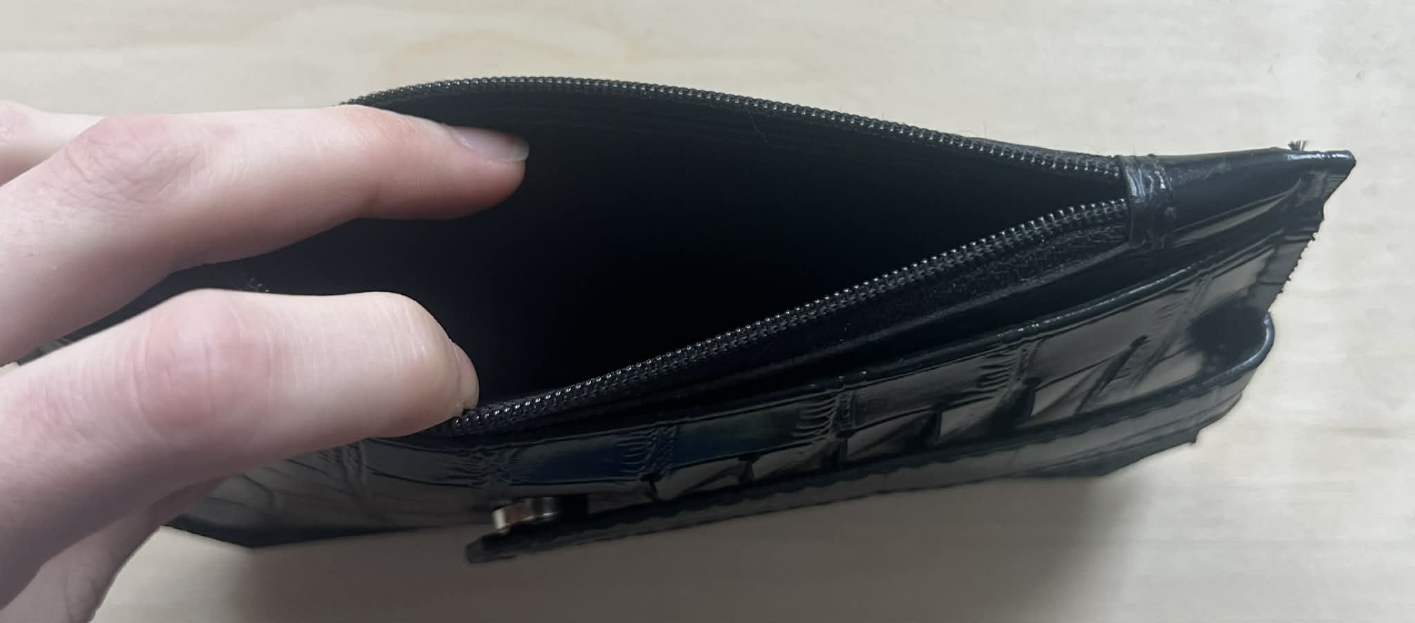 Black Alligator textured Purse Pal