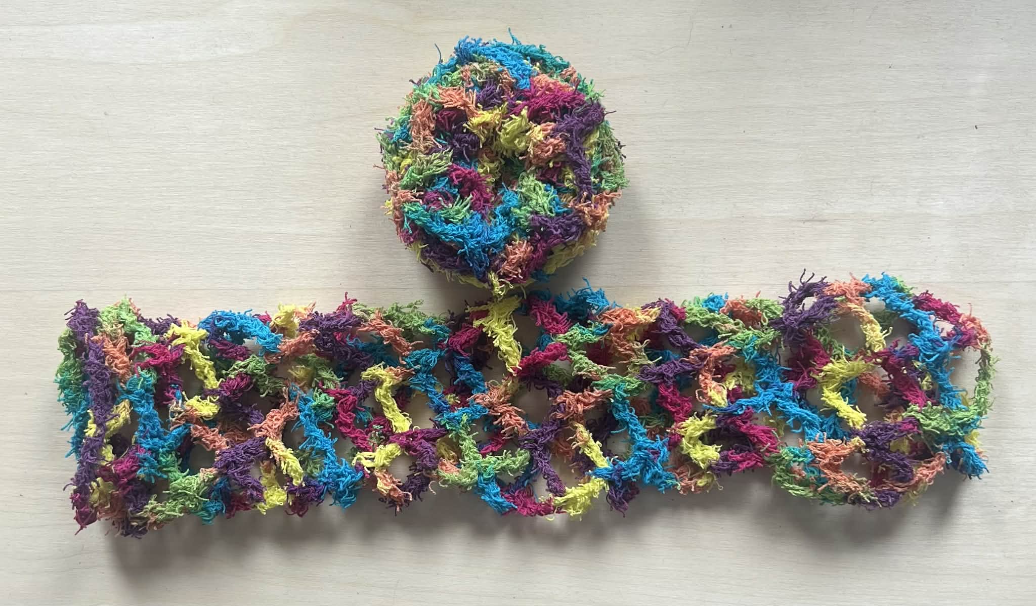 Kaleidoscope Unrollable Dish scrubby