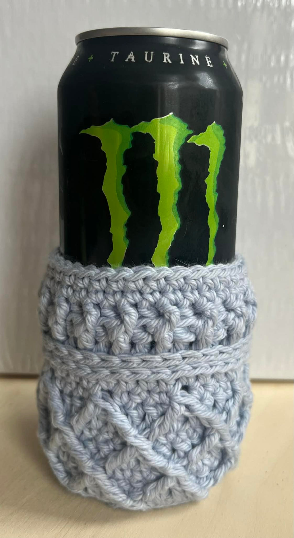 Light Blue diamond can koozie