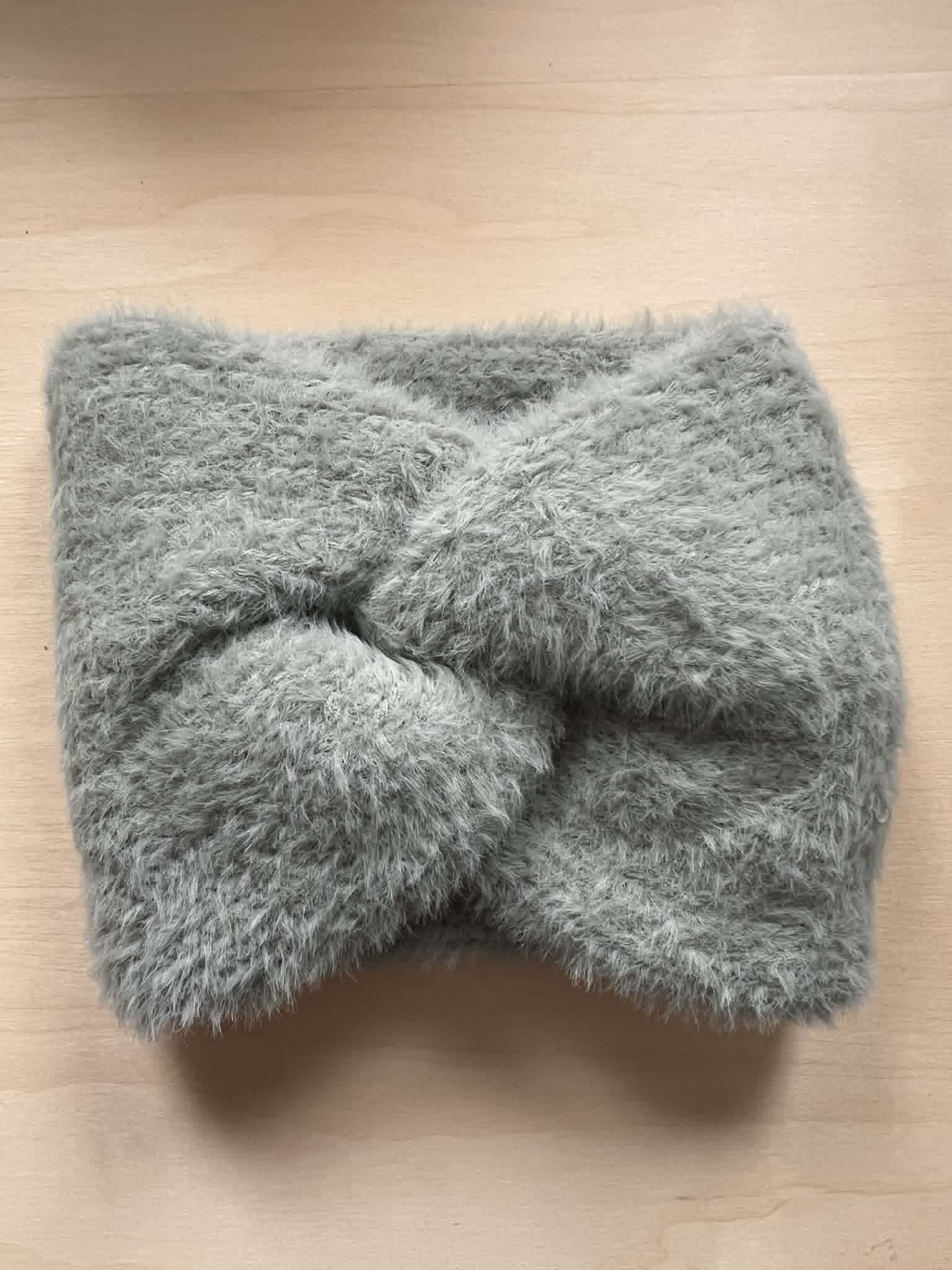 Feels like bliss twisted double knit ear warmer