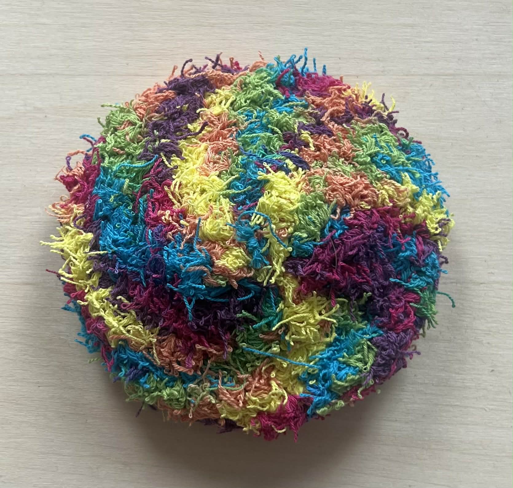 Rainbow dish scrubby (non rollable)