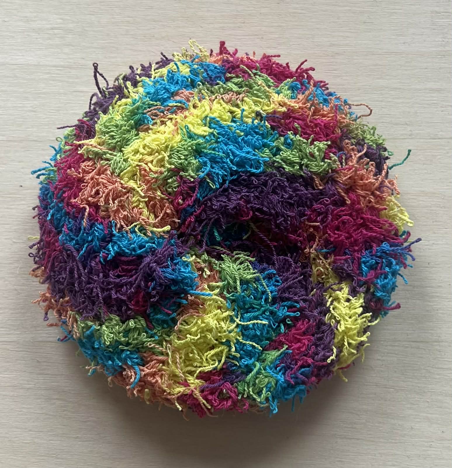 Rainbow dish scrubby (non rollable)