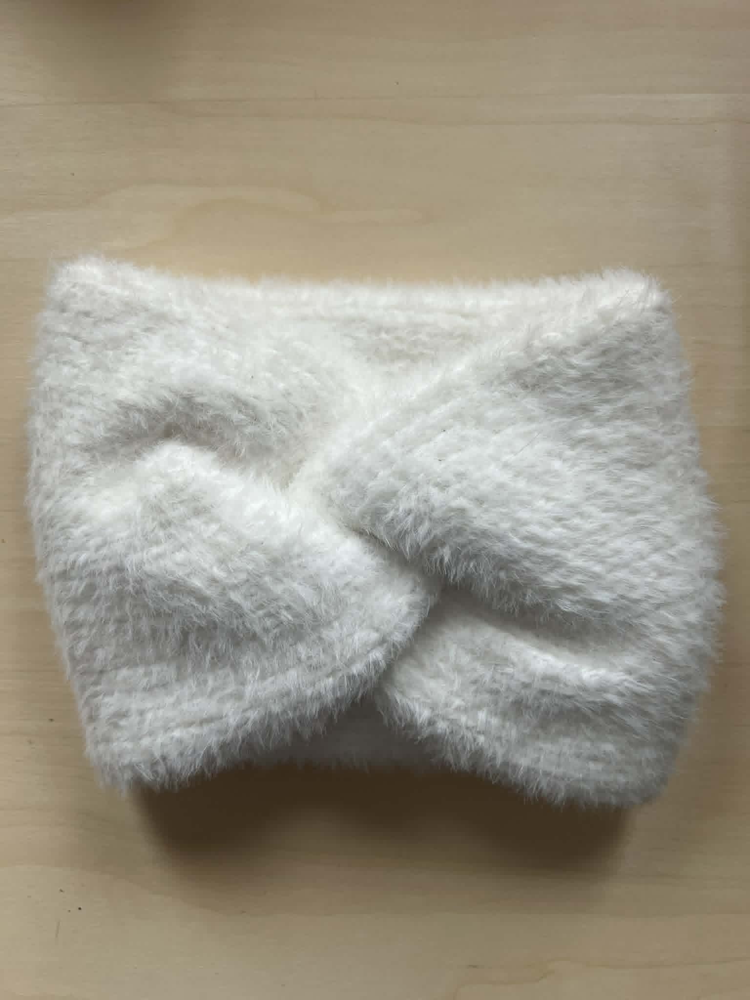 Feels like bliss twisted double knit ear warmer